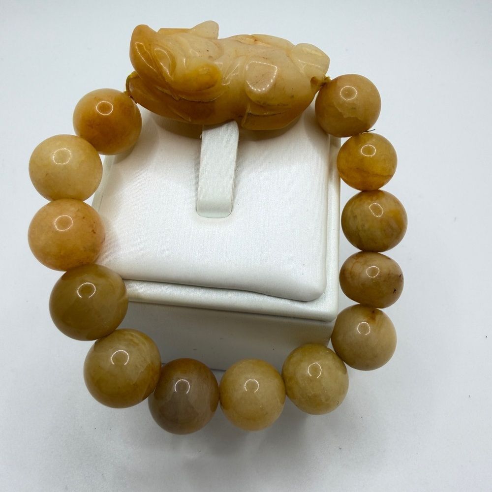 Good‎ Luck Vintage Talisman Carved Dragon 13mm Yellow Jade Beaded Bracelet!
